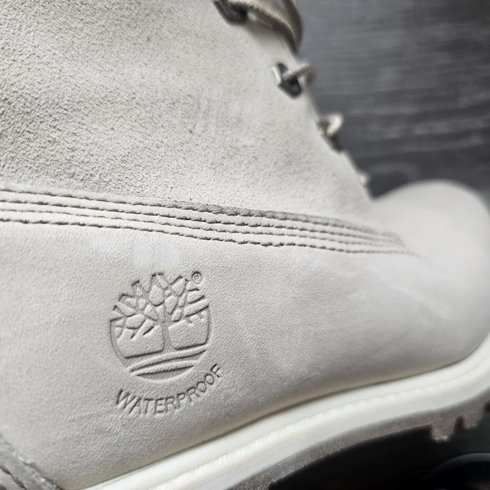 SOLD - Women's Timberland Authentics Waterproof Roll-Top Boot - 7.5 - - Picture 2 of 11